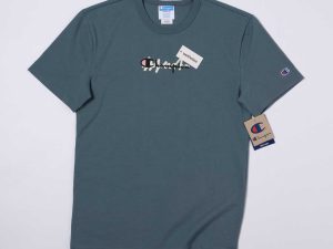 CHAMPION HERITAGE AIRBRUSH LOGO (CAREFREE TEAL)