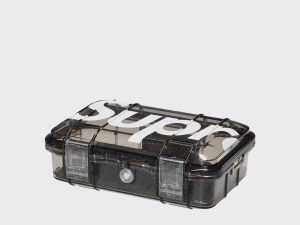 Supreme × Pelican Waterproof M50 Micro Case (Black)